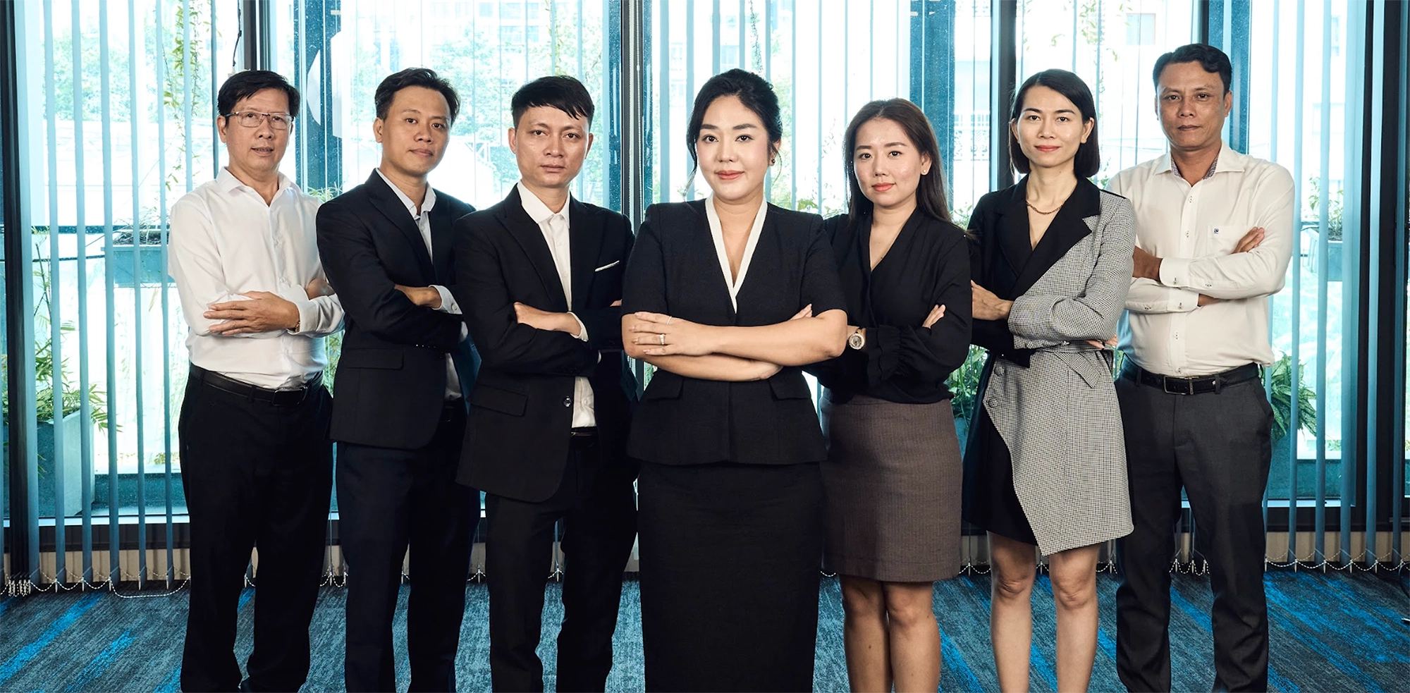CÔNG TY TNHH SẢN XUẤT THƯƠNG MẠI VÀ DỊCH VỤ HOA XINH